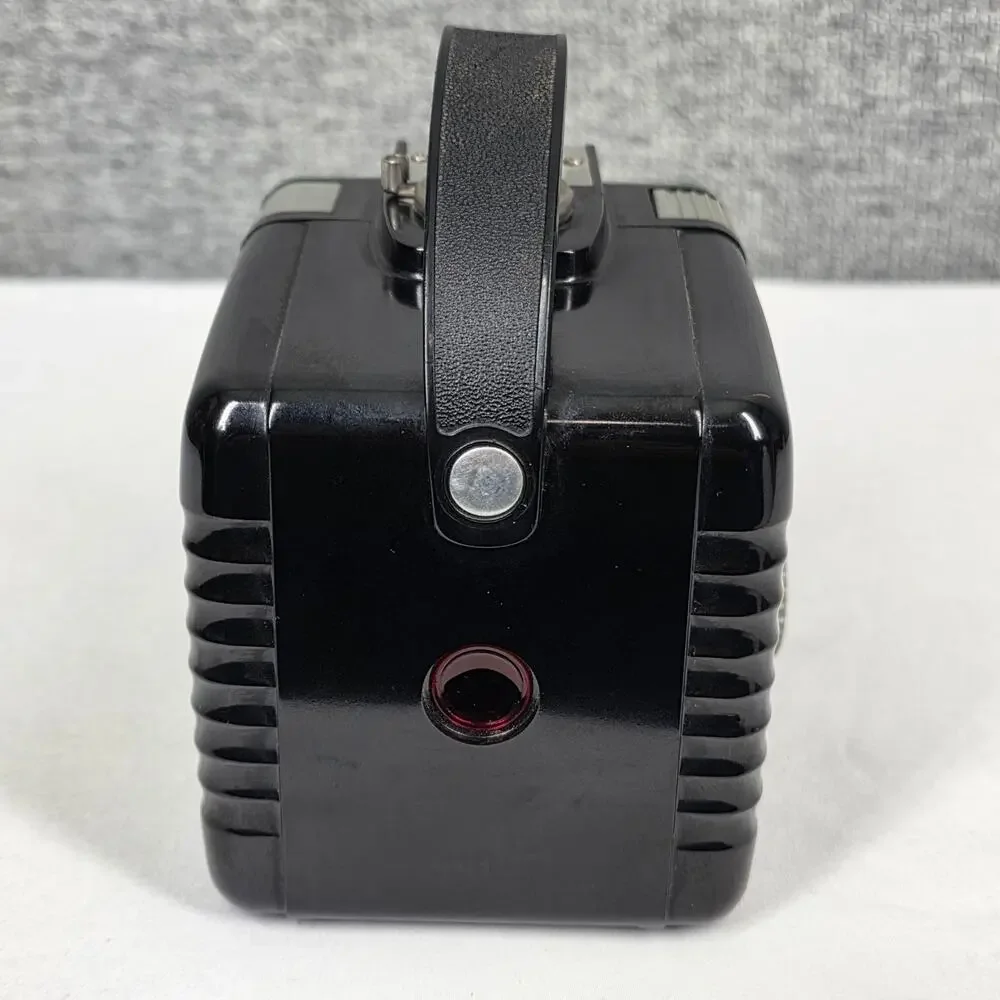 KODAK BROWNIE HAWKEYE CAMERA – FLASH MODEL – 50's VINTAGE BOX CAMERA, COLLECTORS